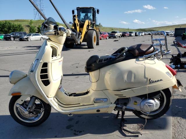 2014 VESPA GTS 300 SU - ZAPM459L9E5902140