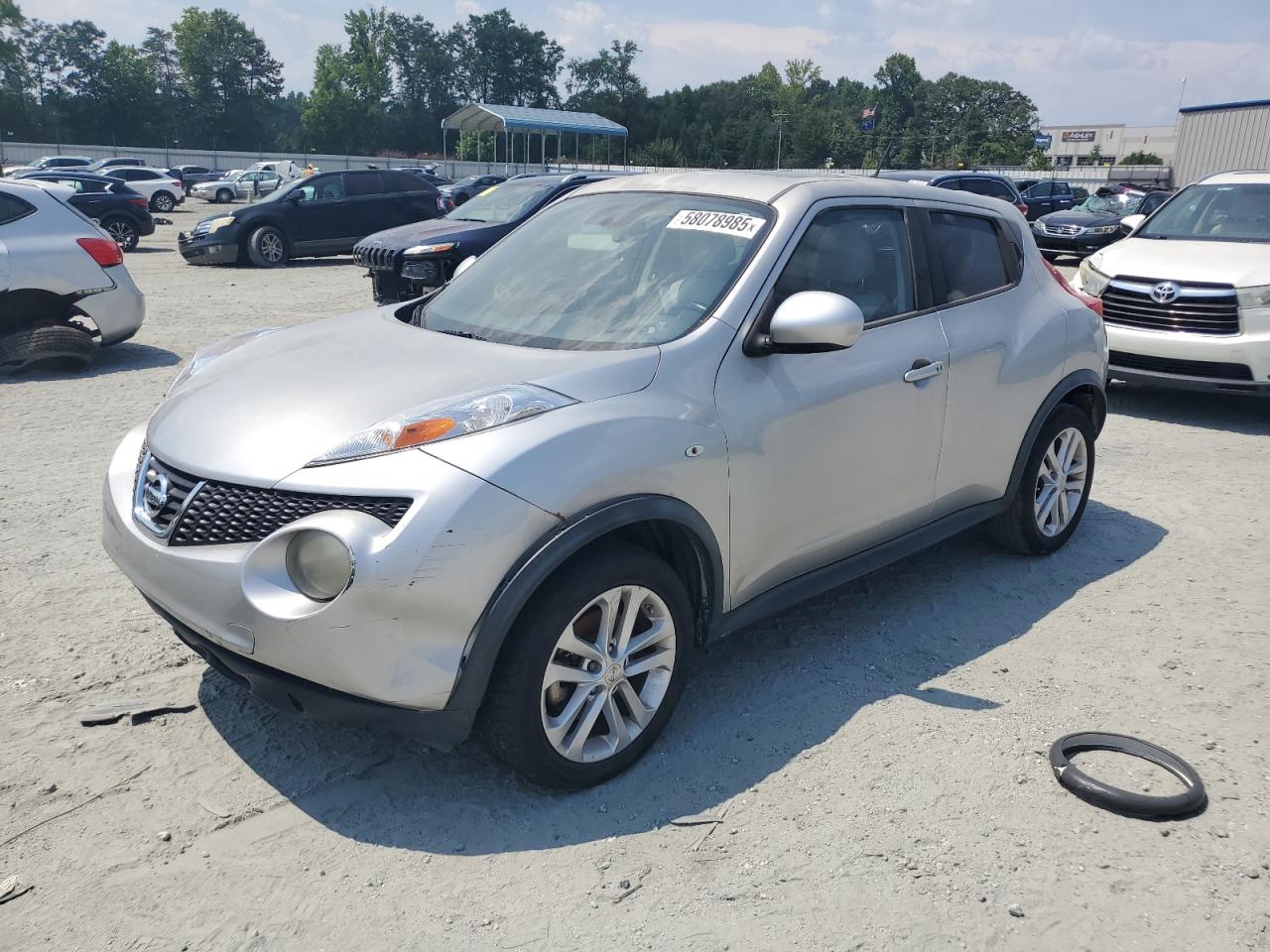 NISSAN JUKE S