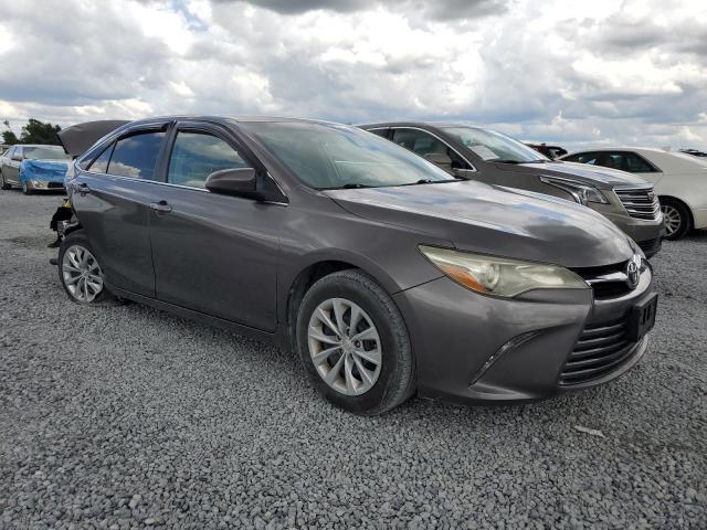Vin: 4t1bf1fk4hu750488, lot: 59503245, toyota camry le 20174