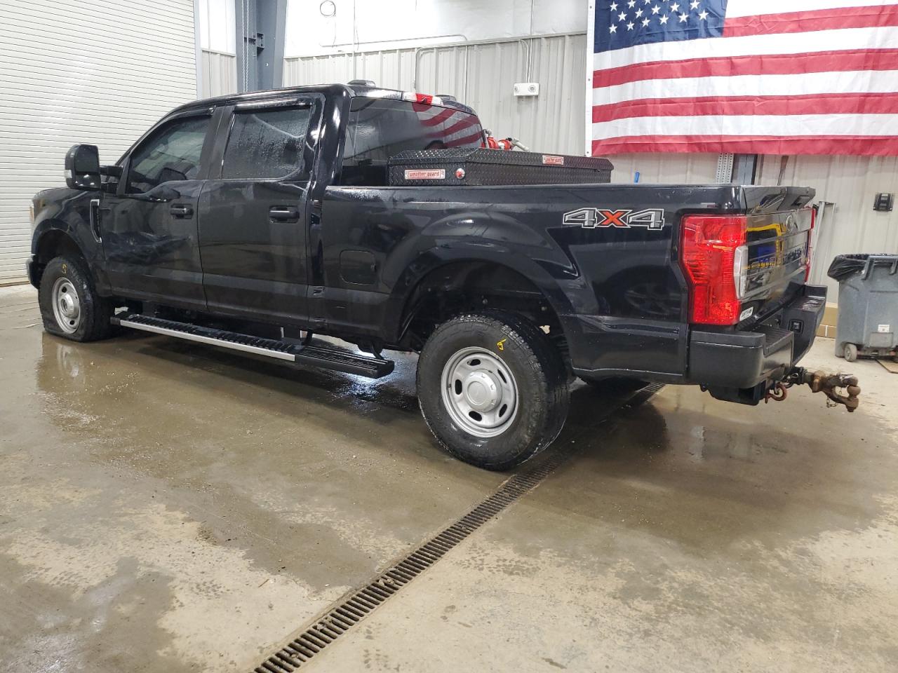 FORD F-350 SUPER DUTY