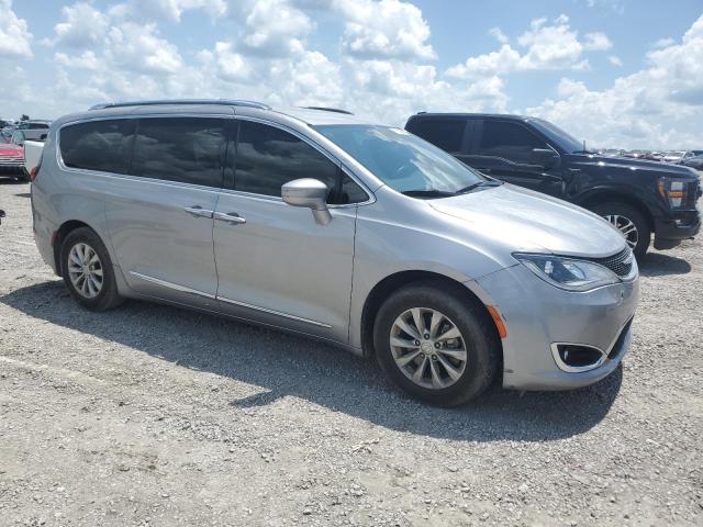 Vin: 2c4rc1bgxjr189018, lot: 61142405, chrysler pacifica touring l 20184
