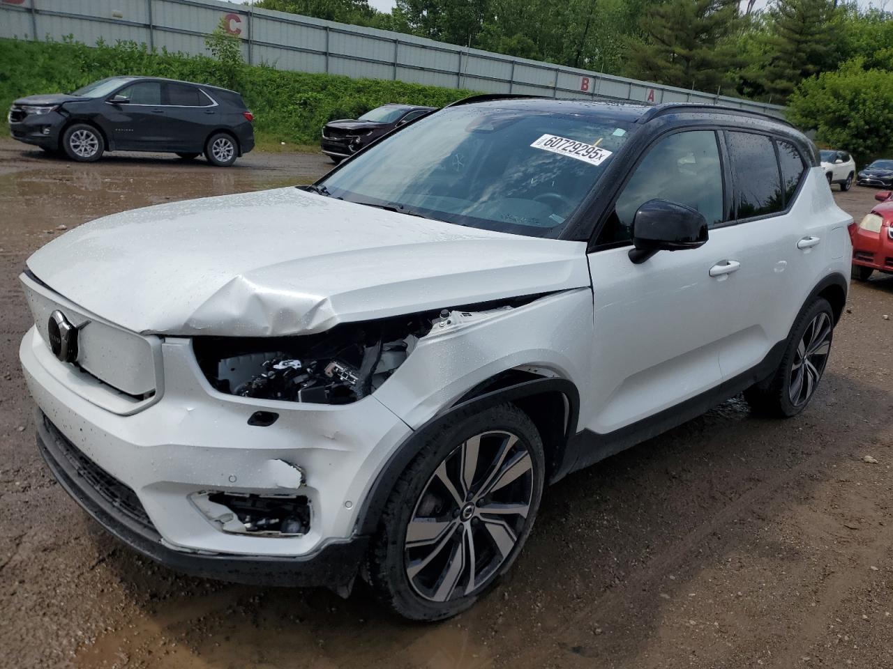 VOLVO XC40 P8 RECHARGE PLUS