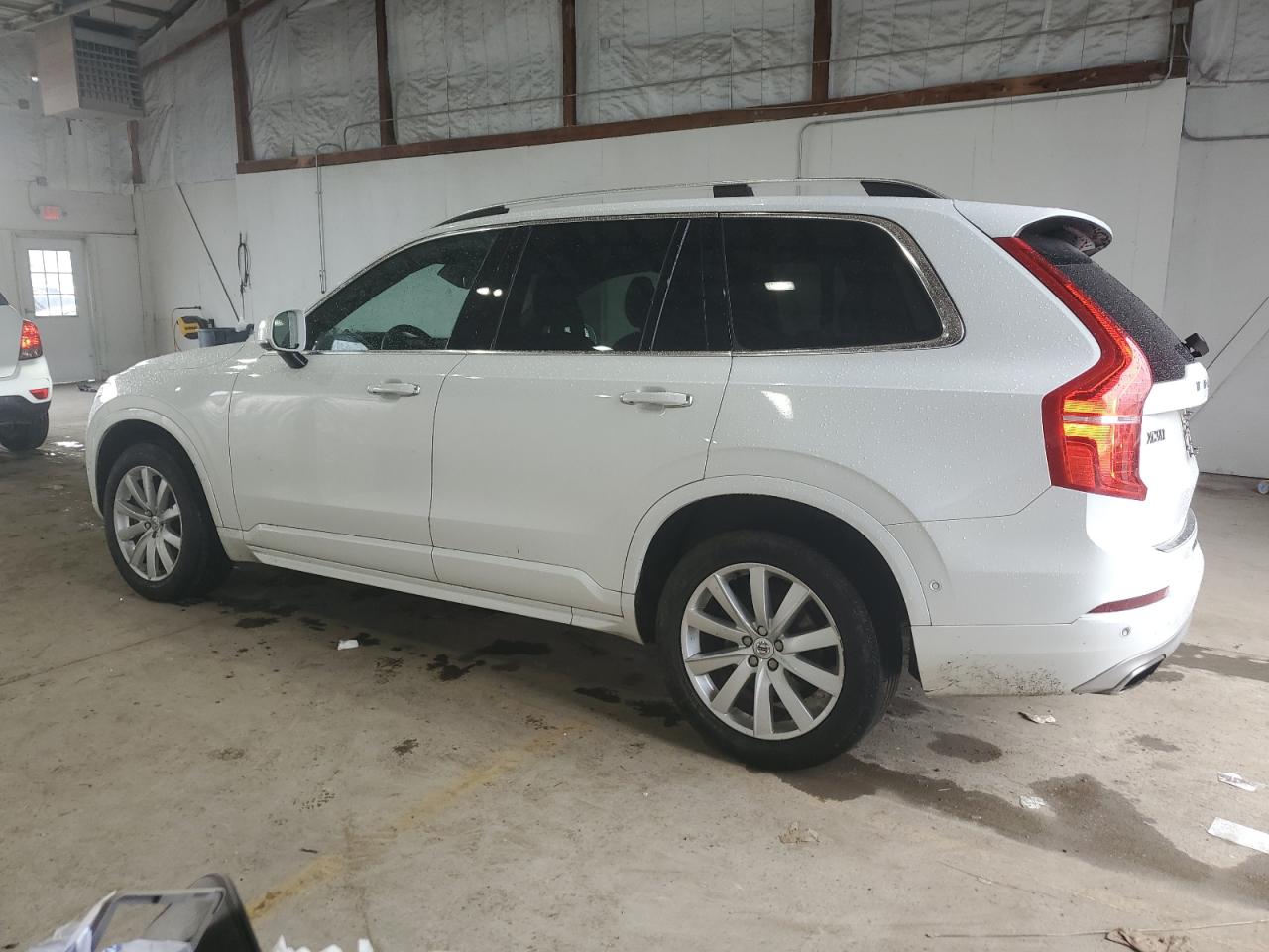 VOLVO XC90 T6