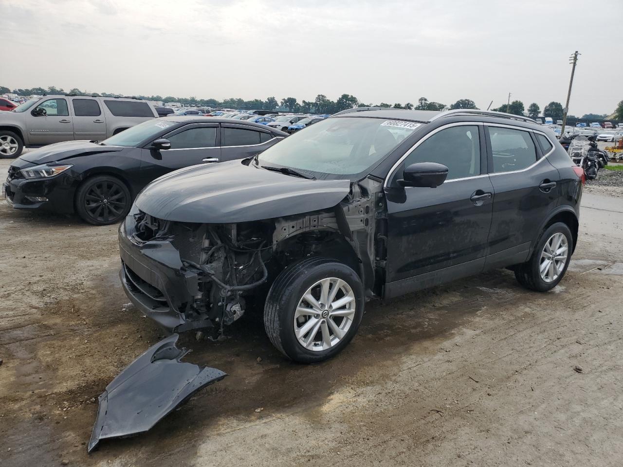 NISSAN ROGUE SPORT S