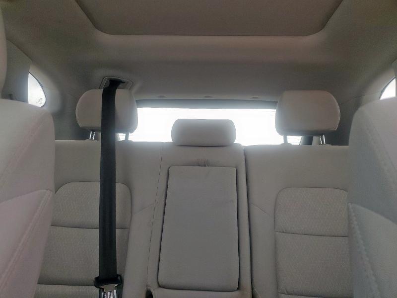 2018 HYUNDAI TUCSON VAL KM8J33A23JU778585