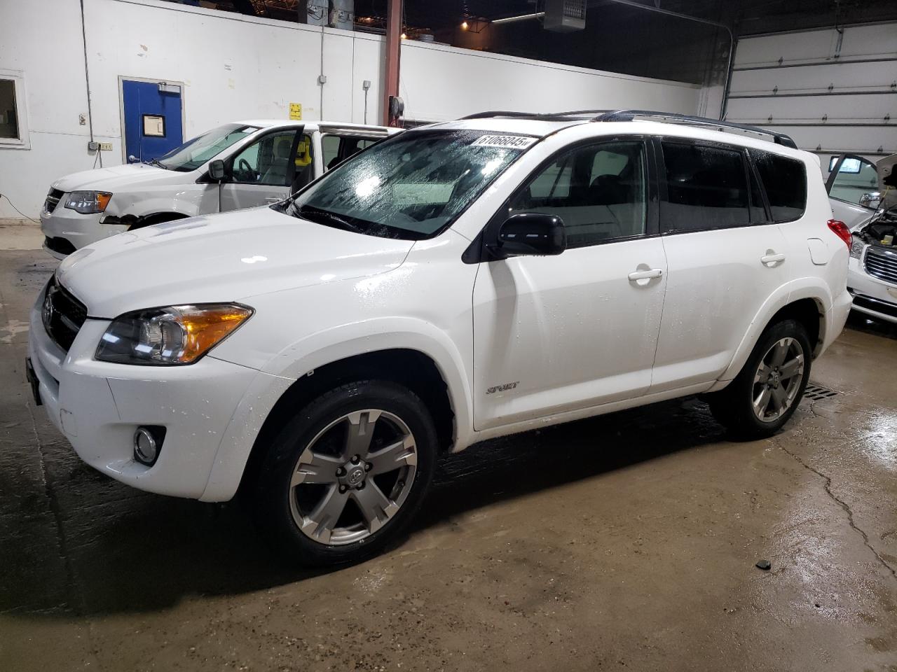 TOYOTA RAV4 SPORT