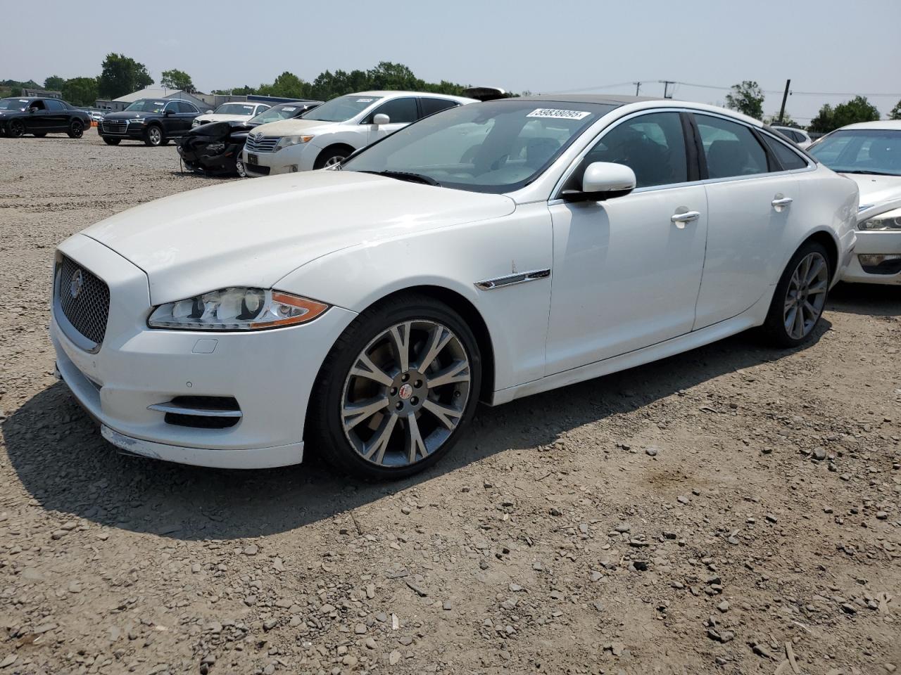 JAGUAR XJ