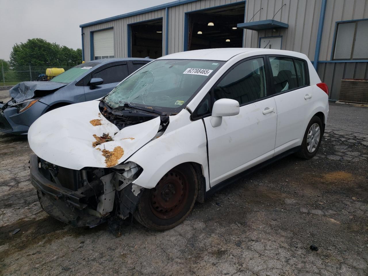 NISSAN VERSA S
