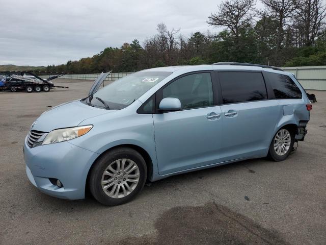 TOYOTA SIENNA 2015 blue  gas 5TDYK3DC8FS633435 photo #1