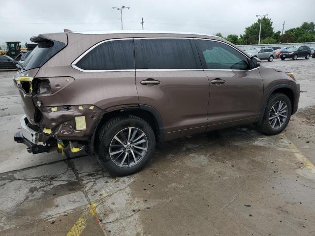 Vin: 5tdjzrfh4hs398415, lot: 59386805, toyota highlander se 20173