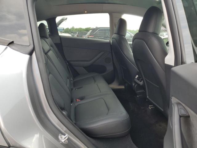 2024 TESLA MODEL Y 7SAYGDEF0RA293044