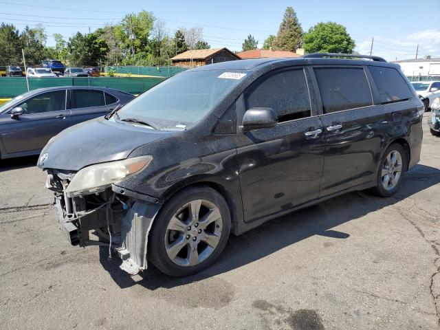 TOYOTA SIENNA SPORT