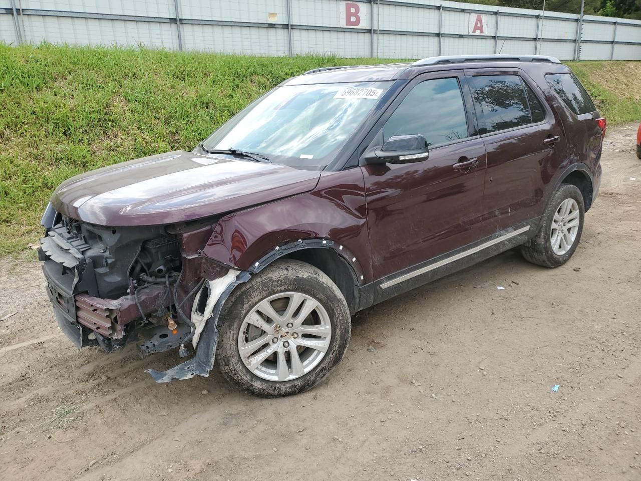 FORD EXPLORER XLT
