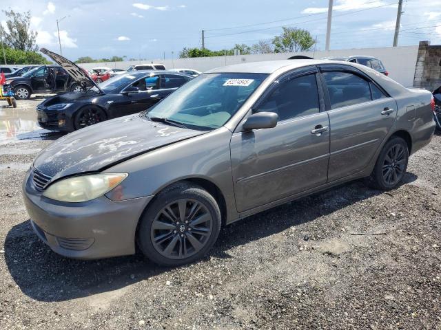 TOYOTA CAMRY LE