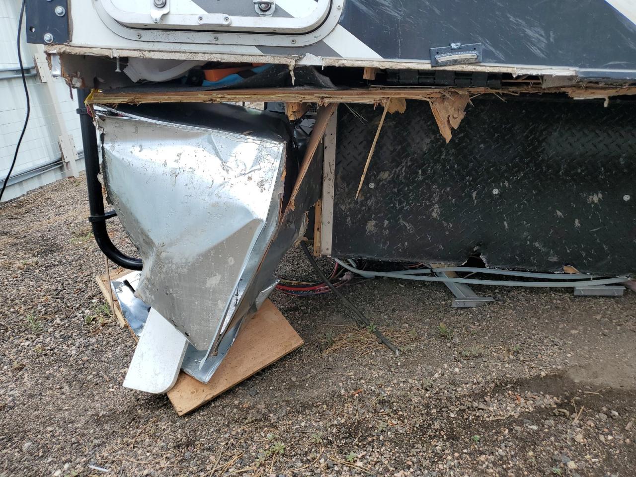 Lot #3198917060 2021 CHEVROLET CAMPER