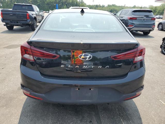 2019 HYUNDAI ELANTRA SE KMHD84LF8KU887680