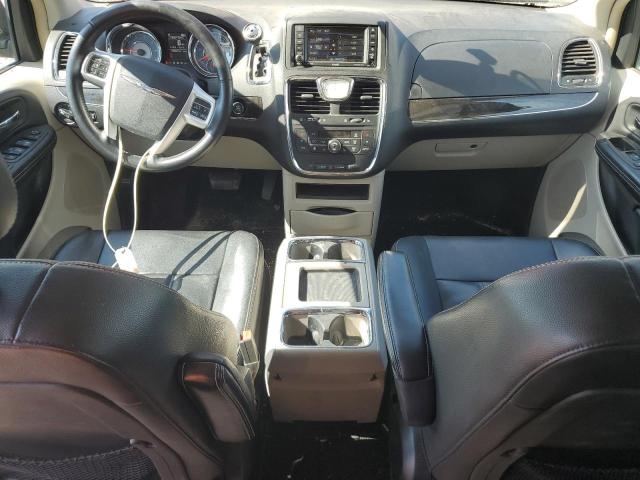 2016 CHRYSLER TOWN & COU 2C4RC1BG3GR110958