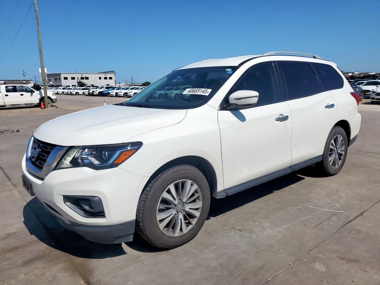 NISSAN PATHFINDER SV