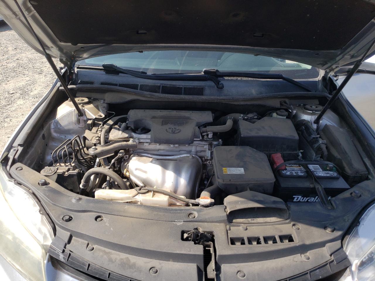 Toyota Camry le 2016