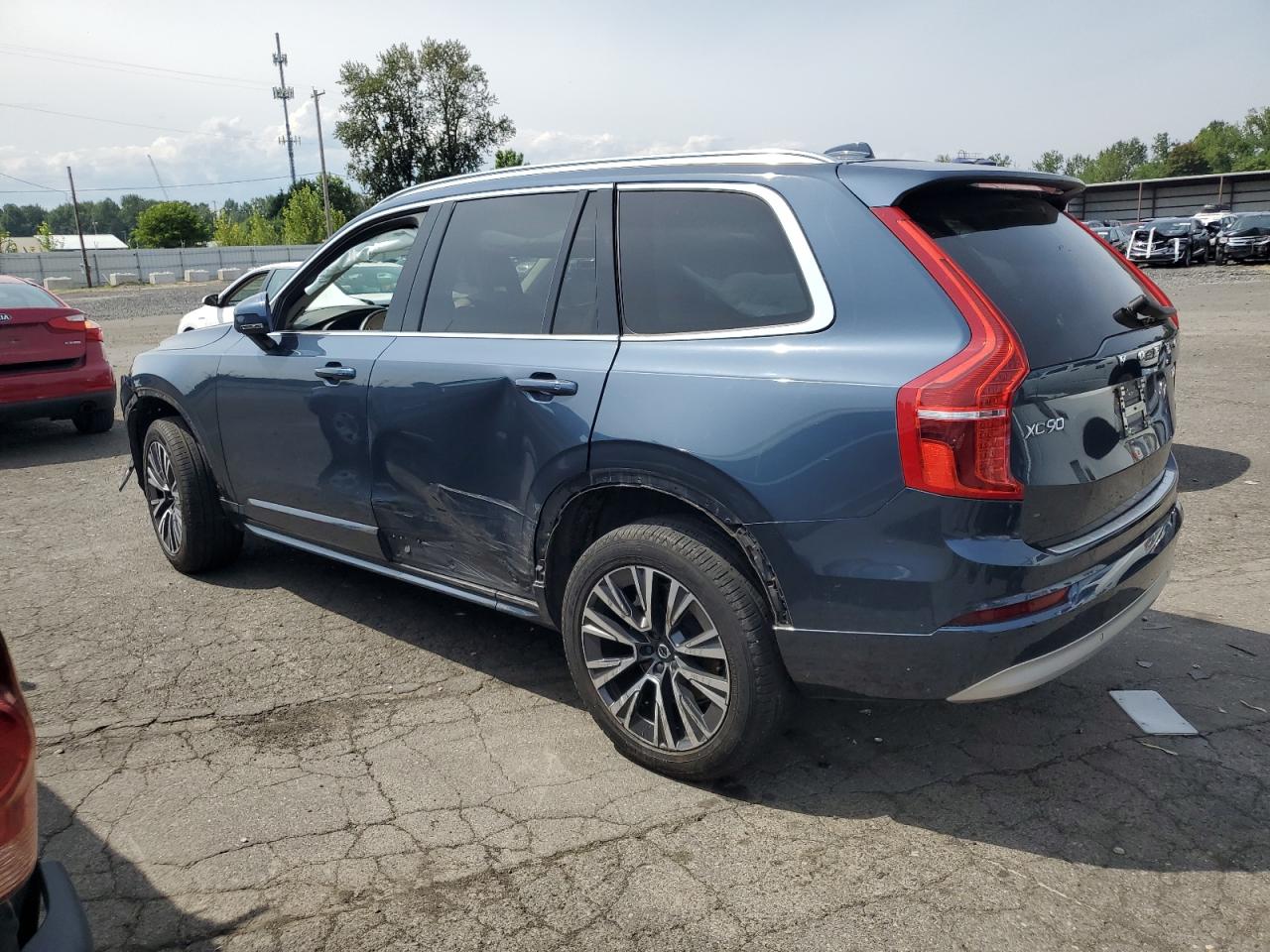VOLVO XC90 T6 MOMENTUM
