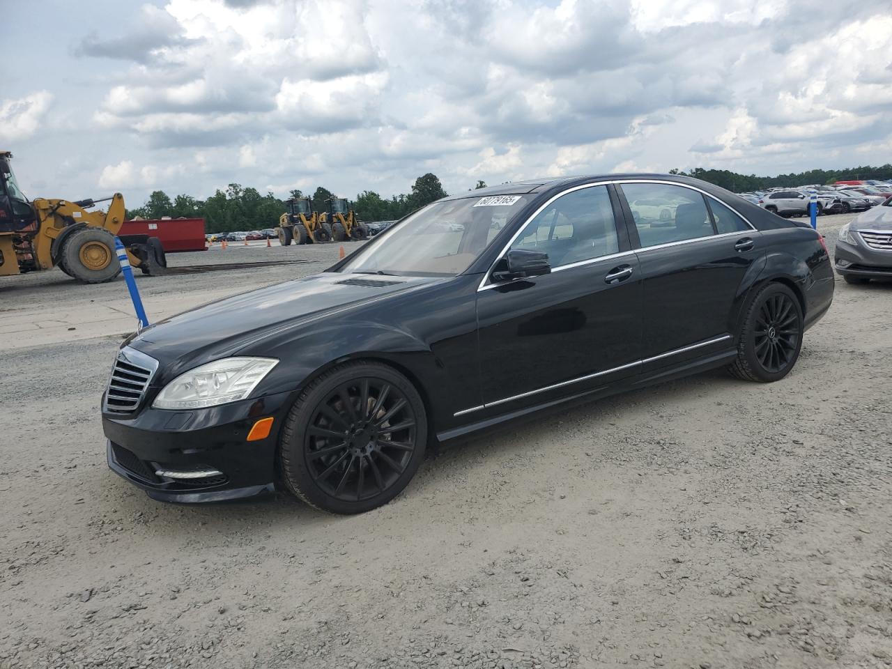 MERCEDES-BENZ S-CLASS 550
