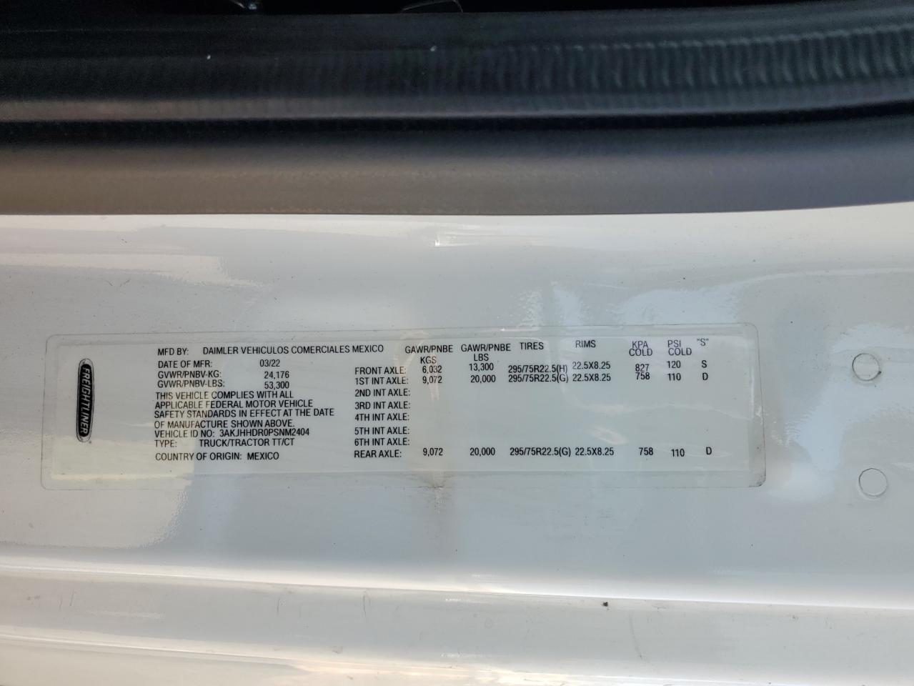 Lot #3236884455 2023 FREIGHTLINER CASCADIA 1