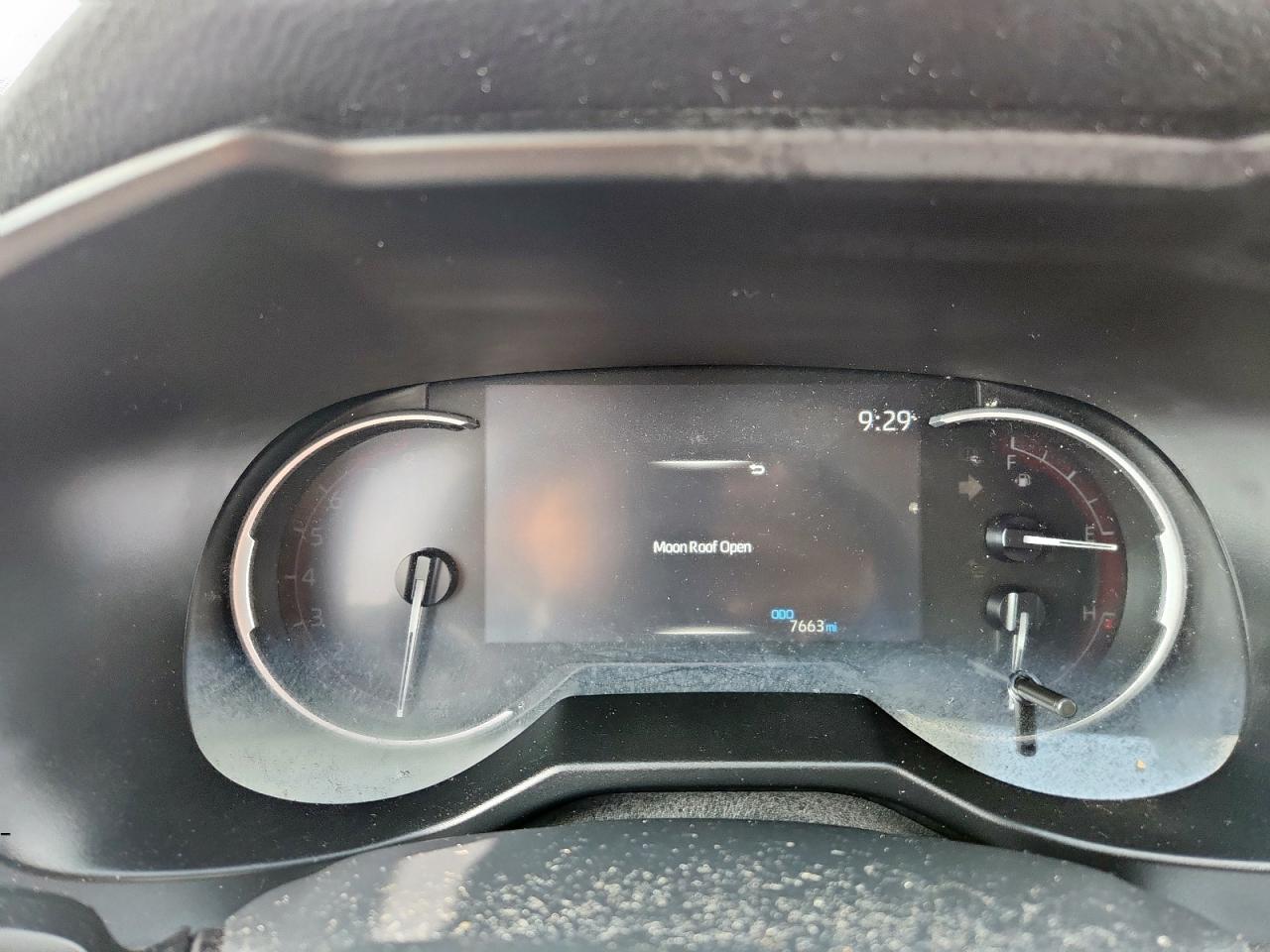 TOYOTA RAV4 XLE PREMIUM