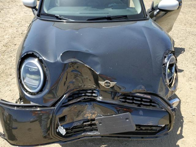 2025 MINI COOPER BAS WMW13GD03S2W70175