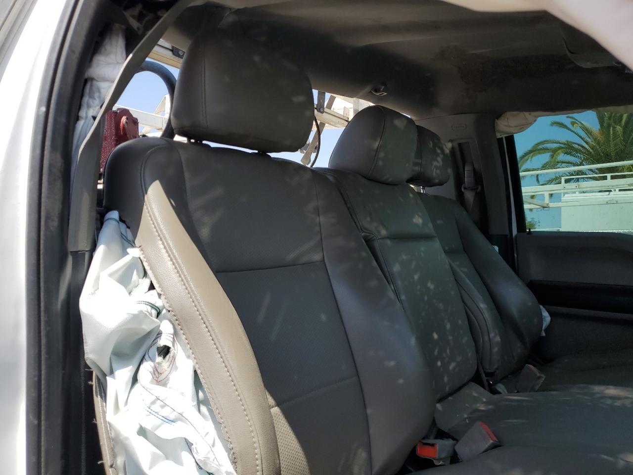 FORD F-450 SUPER DUTY