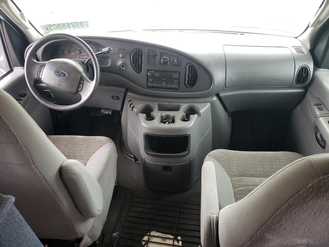 Lot #3304549461 2004 FORD ECONOLINE