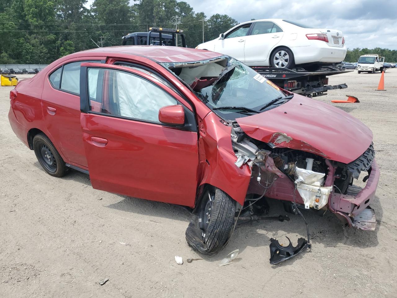 MITSUBISHI MIRAGE G4 ES