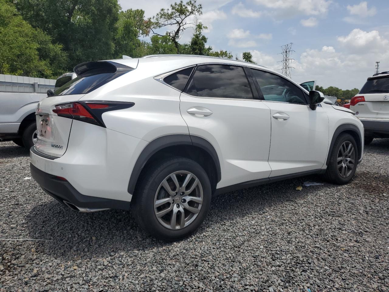 LEXUS NX 200T BASE