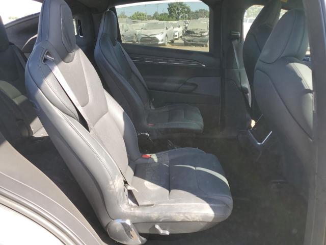 2024 TESLA MODEL X - 7SAXCBE62RF458901