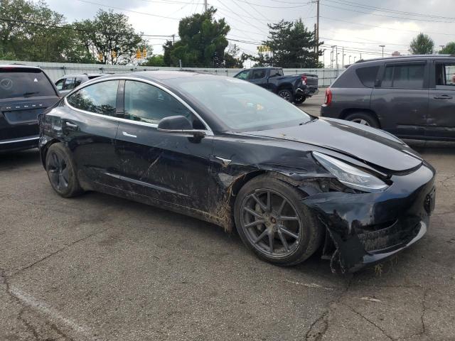 Vin: 5yj3e1ebxjf127338, lot: 62482295, tesla model 3 20184