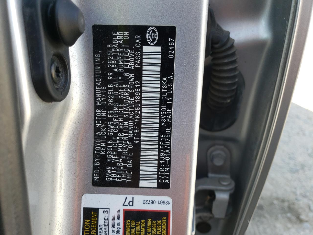 Toyota Camry le 2016