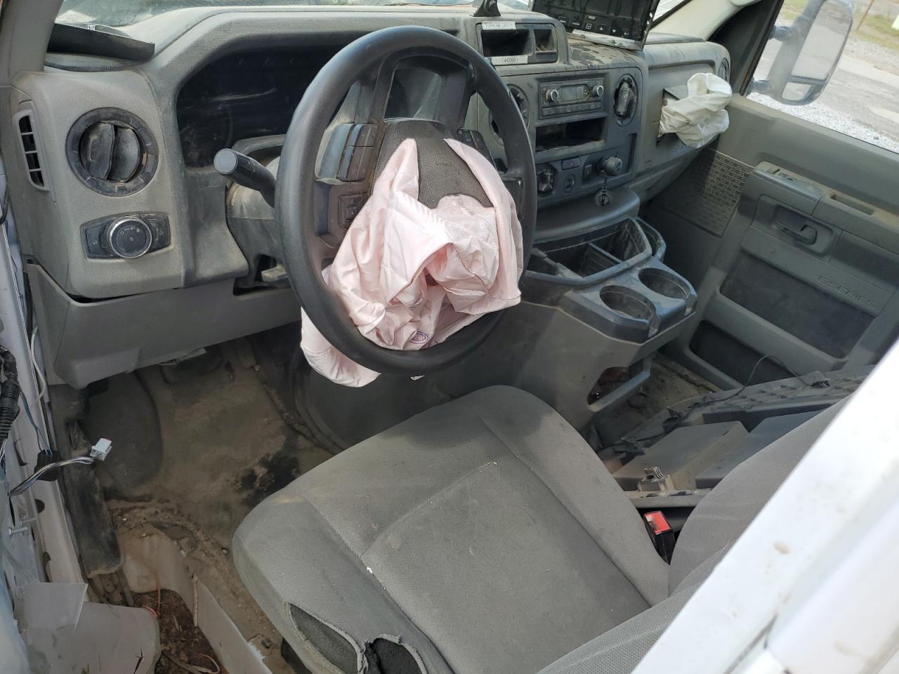 FORD ECONOLINE E350 SUPER DUTY CUTAWAY VAN