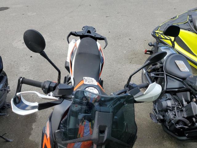 2021 KTM 890 ADVENT VBKTR6401MM822349