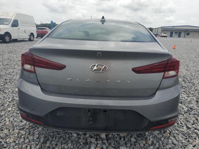 2019 HYUNDAI ELANTRA SE KMHD84LF7KU768633