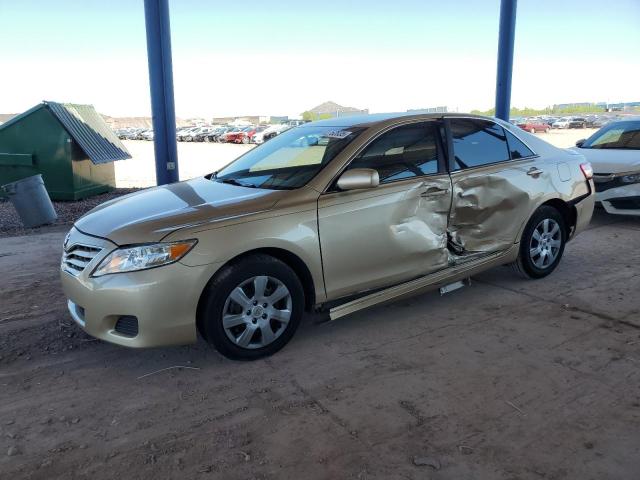 TOYOTA CAMRY BASE