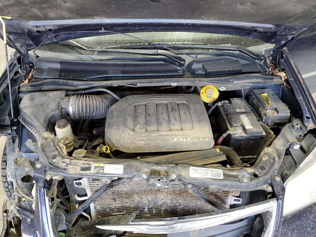 CHRYSLER TOWN & COUNTRY TOURING