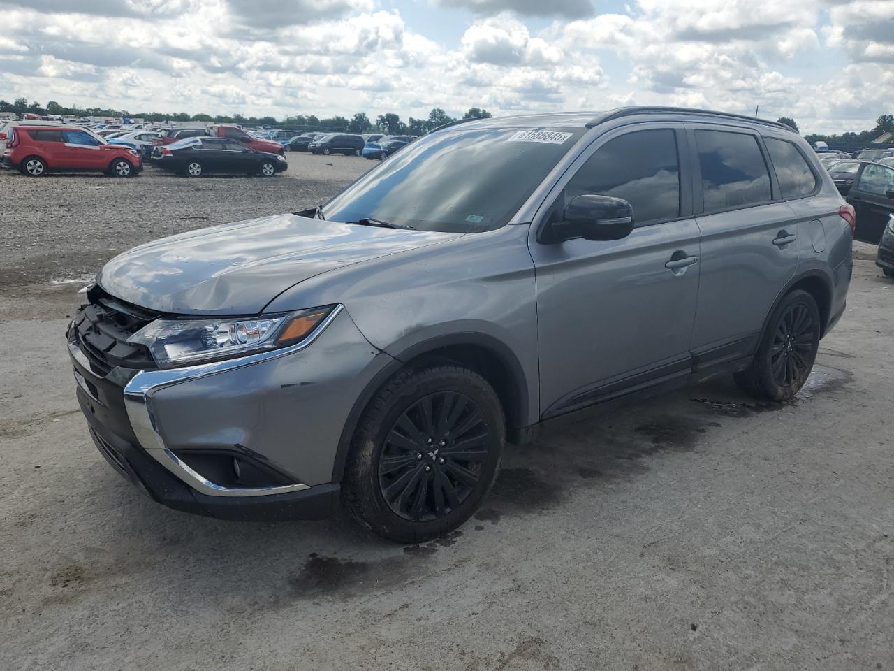 MITSUBISHI OUTLANDER SE