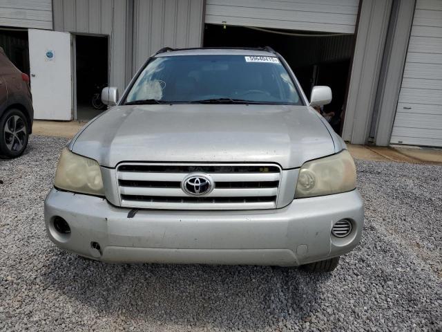 2004 TOYOTA HIGHLANDER #3292413295