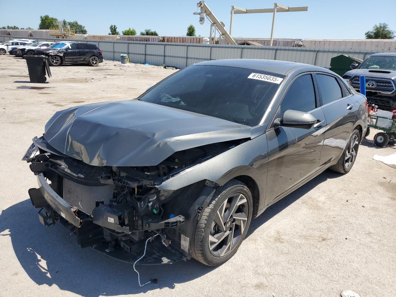 HYUNDAI ELANTRA LIMITED