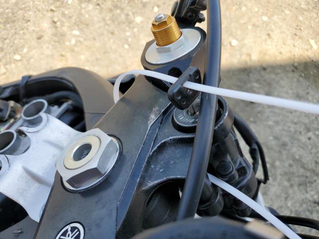 2005 YAMAHA YZFR6 L JYARJ06E75A025868