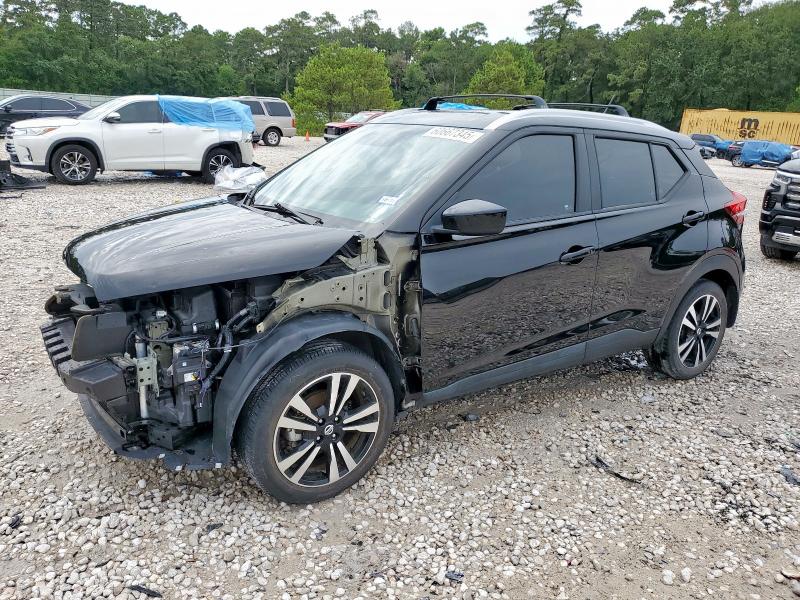 NISSAN KICKS S