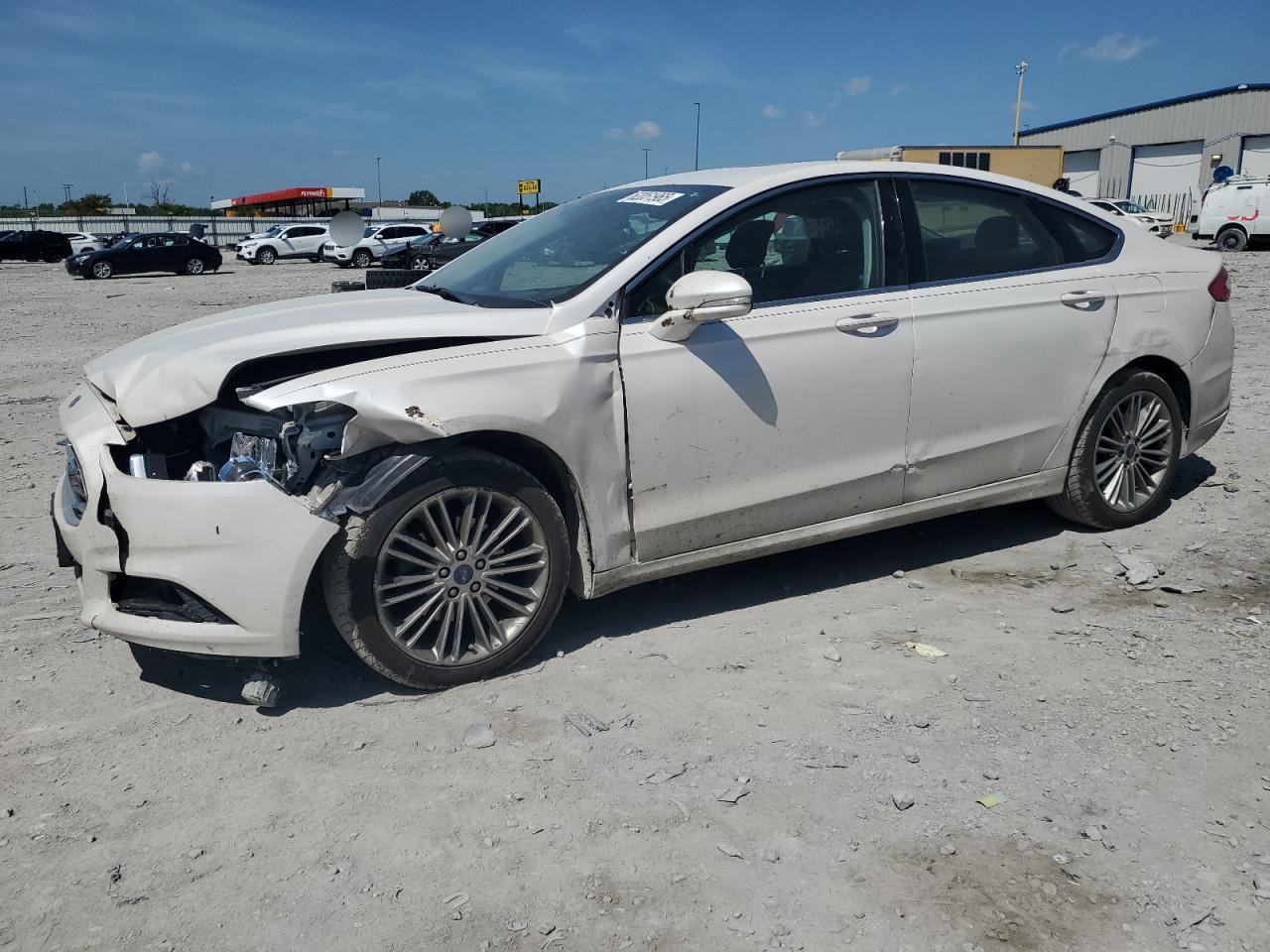 FORD FUSION SE