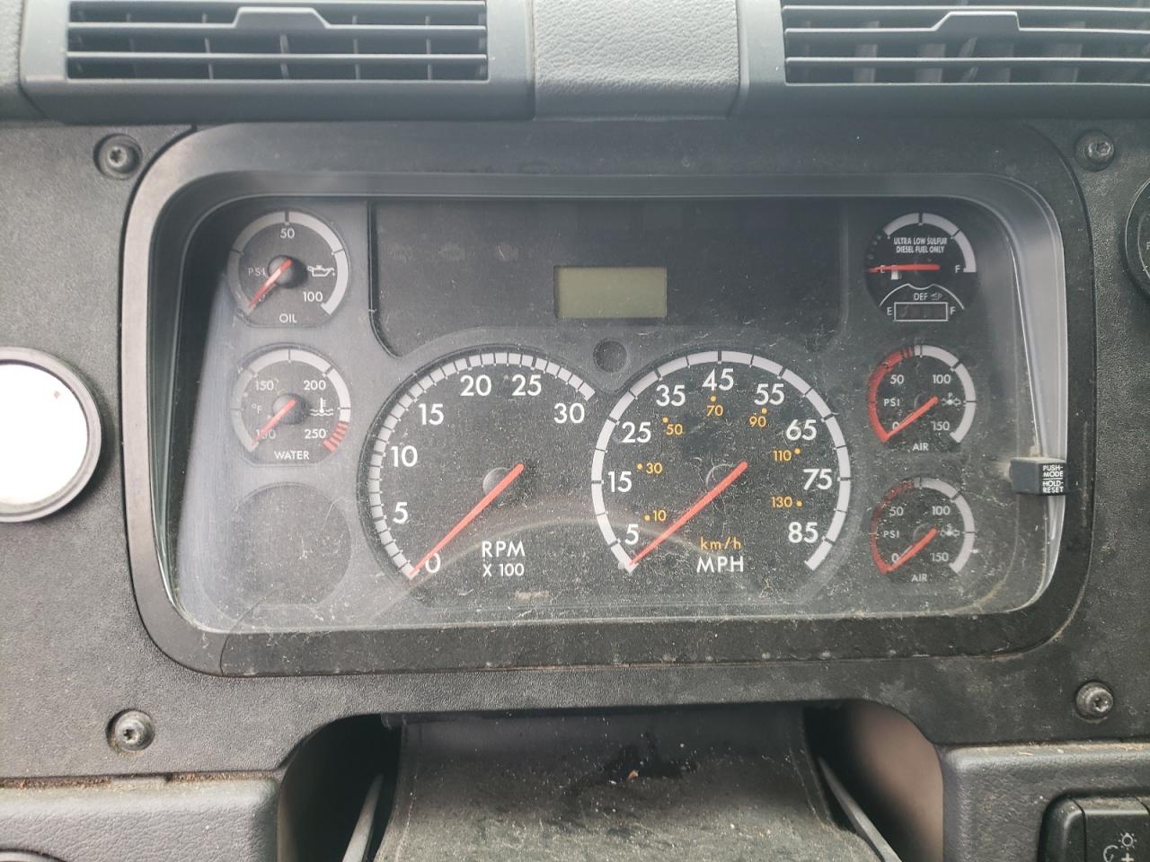 Lot #3279670917 2014 FREIGHTLINER CASCADIA 1