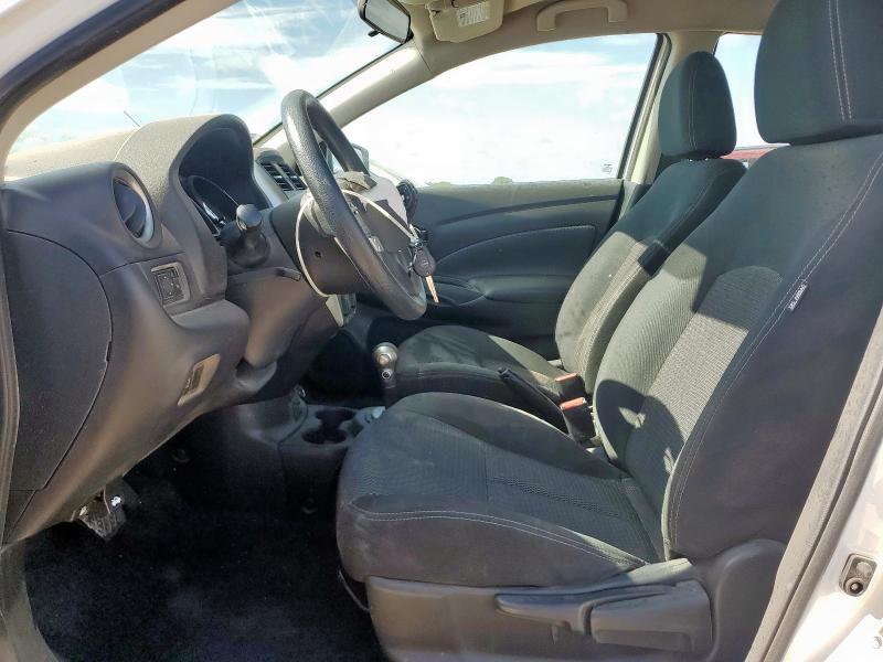 2019 NISSAN VERSA S 3N1CN7AP7KL869870