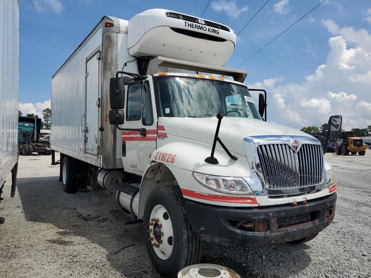 Lot #3198875093 2012 INTERNATIONAL 4000 4300