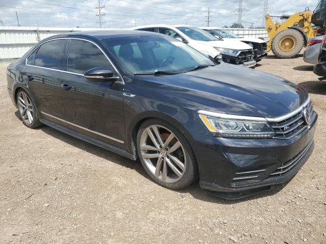 2017 VOLKSWAGEN PASSAT R-L 1VWDT7A36HC017483